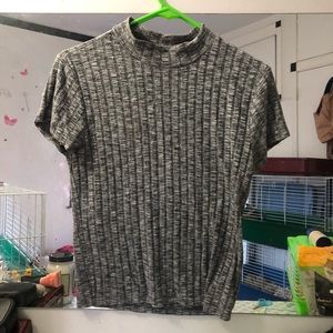 Gray knit top